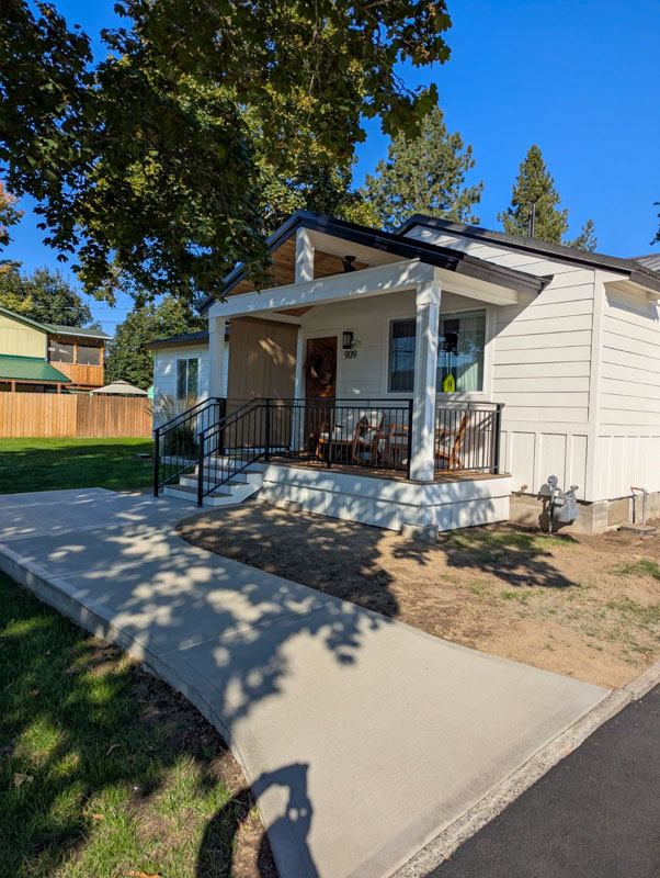 White cottage front porch remodel in Coeur d'Alene, Idaho